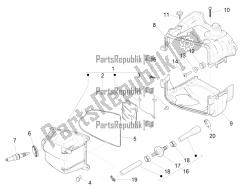 CYLINDER HEAD COVER