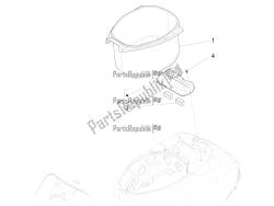 alloggiamento casco - sotto la sella