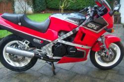 Kawasaki GPZ 600R 600cc 1988 Disassembled for parts
