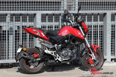 De onderdelen catalogus van de Benelli TNT 125  2017 - 2019, 125cc