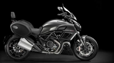 De onderdelen catalogus van de Ducati Diavel Strada  My13 En