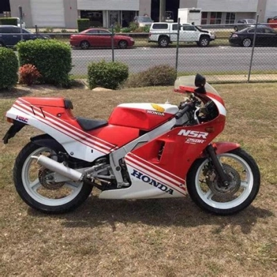 De onderdelen catalogus van de Honda NSR250 1986, 250cc