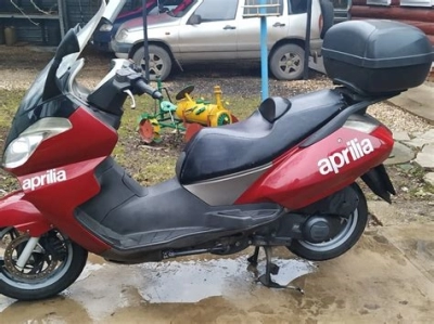 Tutte le parti originali e di ricambio per il tuo Aprilia Atlantic 125 200 250 2003.