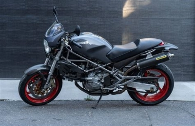 2002 ducati store monster 750