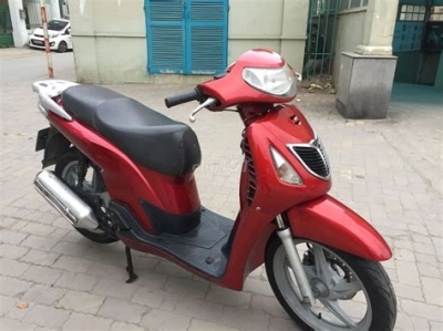 De onderdelen catalogus van de Honda Sh150s 2007, 150cc