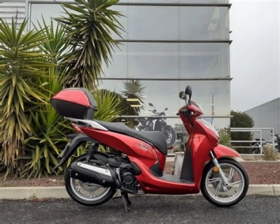 De onderdelen catalogus van de Honda Sh300a 2008, 300cc