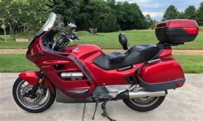 De onderdelen catalogus van de Honda St1100 1993, 1100cc