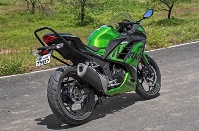 De onderdelen catalogus van de Kawasaki Z300 2018, 300cc