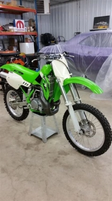 De onderdelen catalogus van de Kawasaki Kx500 2000