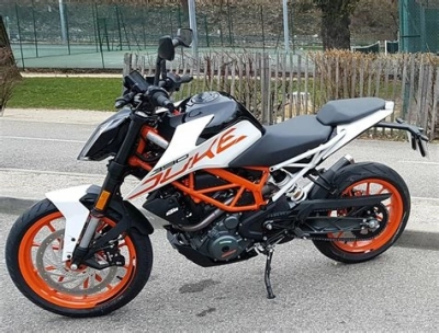 De onderdelen catalogus van de Ktm 390 Duke Bl Abs B D 15 Japan 2015