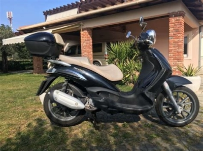 De onderdelen catalogus van de Piaggio Beverly 250 Tourer E3 2007