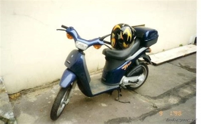 De onderdelen catalogus van de Piaggio Free Pptt 1995, 50cc