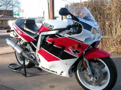 De onderdelen catalogus van de Suzuki Gsx R750 1990, 750cc